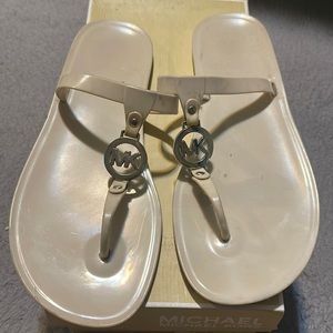 Micheal Kors Slippers